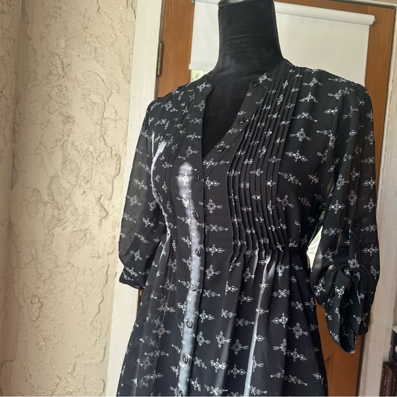 🦋 American Rag Black Half Sleeve Button Down Flowy Sheer Pleated Boho Blouse - Picture 10 of 13